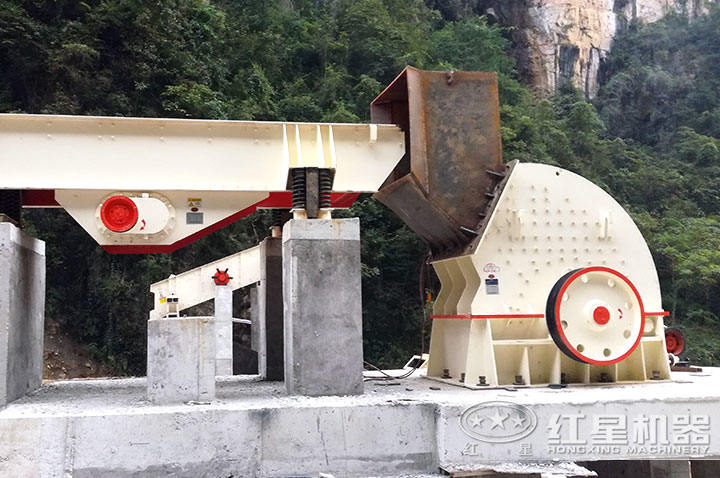 錘式粉碎機(jī) 錘式粉碎機(jī)