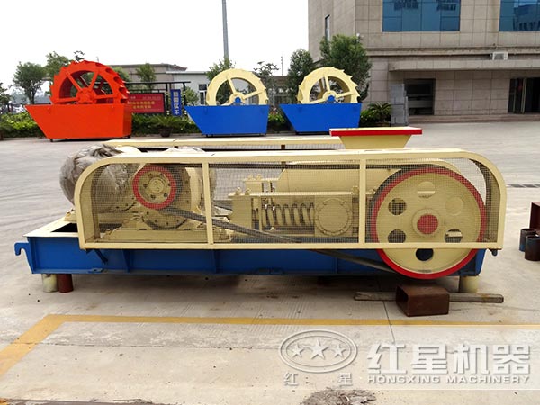 巖石對輥式破碎機(jī) 巖石對輥式破碎機(jī)