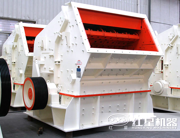 石灰石粉碎機(jī) 石灰石粉碎機(jī)