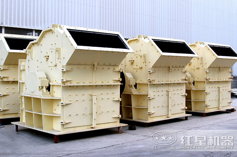 花崗巖細(xì)碎機(jī)車間 花崗巖細(xì)碎機(jī)車間