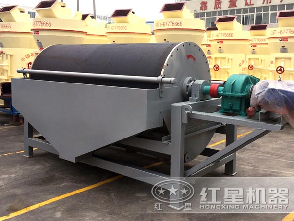 鐵沙磁選設(shè)備 鐵沙磁選設(shè)備