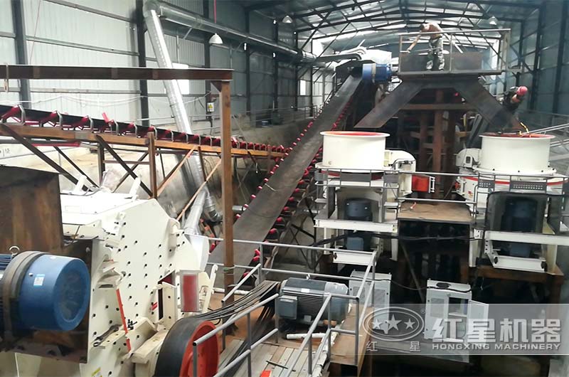 項(xiàng)目二期現(xiàn)場HVI制砂機(jī) 項(xiàng)目二期現(xiàn)場HVI制砂機(jī)