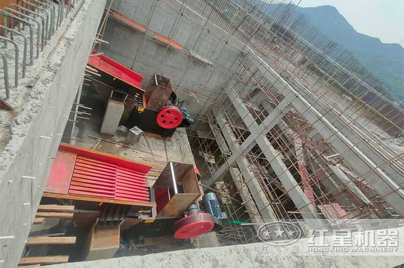 江蘇客戶大型砂石現(xiàn)場(chǎng) 江蘇客戶大型砂石現(xiàn)場(chǎng)