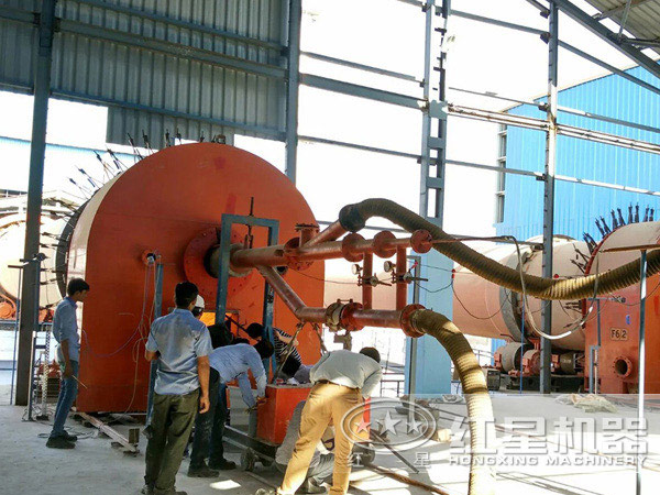 現(xiàn)場(chǎng)作業(yè)中 現(xiàn)場(chǎng)作業(yè)中