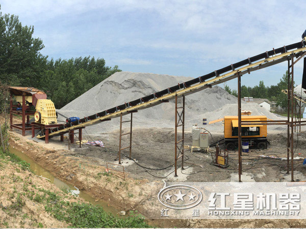 pcz新型重錘式破碎機作業(yè)現(xiàn)場 pcz新型重錘式破碎機作業(yè)現(xiàn)場