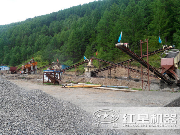 環(huán)保型沖擊式破碎機(jī)作業(yè)現(xiàn)場(chǎng) 環(huán)保型沖擊式破碎機(jī)作業(yè)現(xiàn)場(chǎng)