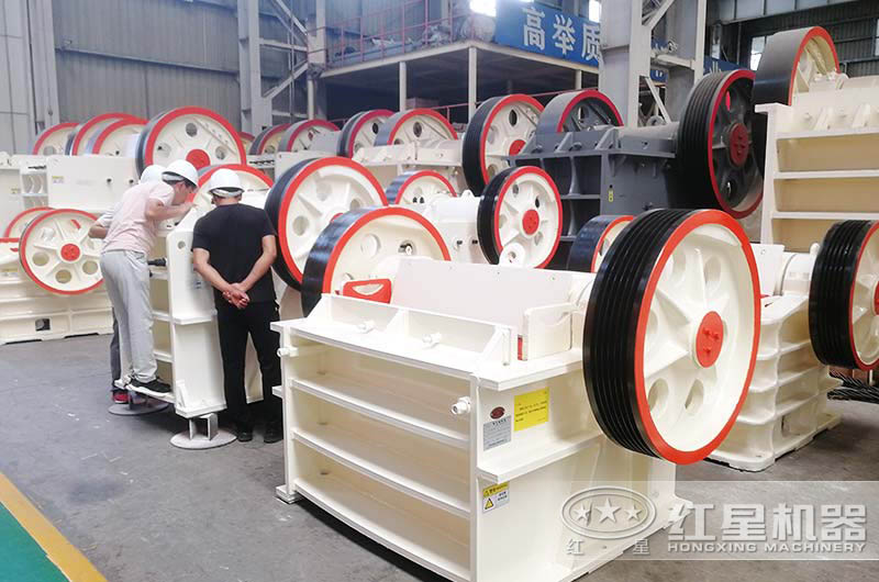 鄂式破碎機(jī) 鄂式破碎機(jī)