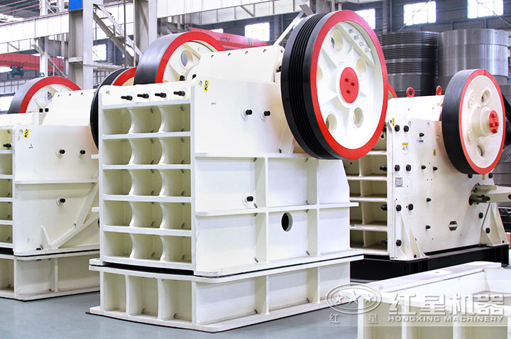 鄂式破碎機(jī) 鄂式破碎機(jī)