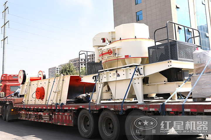 紅星車間正在裝車發(fā)貨的打沙機 紅星車間正在裝車發(fā)貨的打沙機