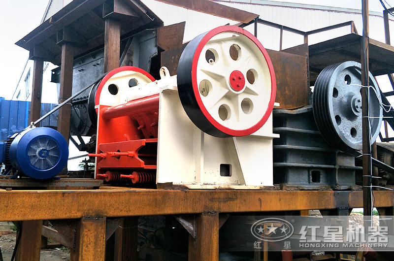 顎式破碎機 顎式破碎機