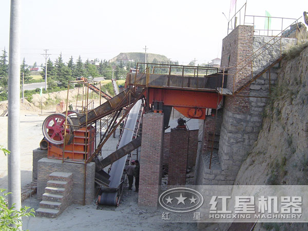 磚廠用破碎機(jī)客戶現(xiàn)場 磚廠用破碎機(jī)客戶現(xiàn)場