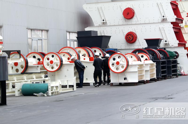 紅星客戶參觀廠區(qū)圖 紅星客戶參觀廠區(qū)圖