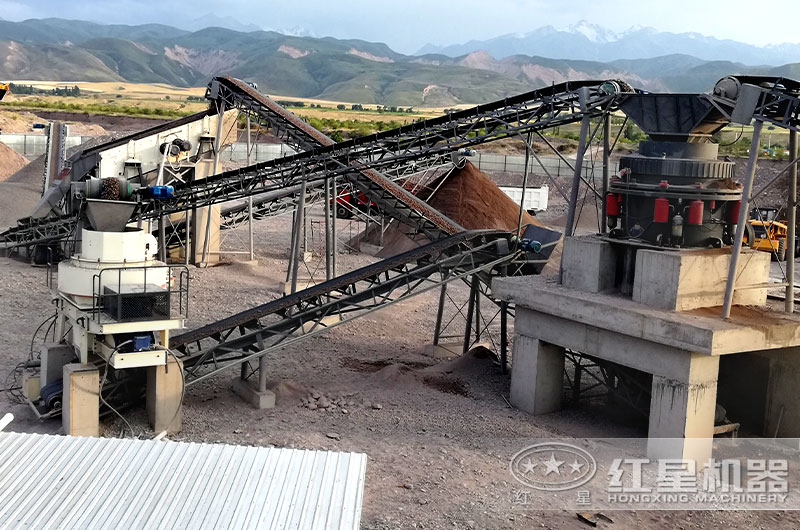 沙石生產(chǎn)現(xiàn)場 沙石生產(chǎn)現(xiàn)場