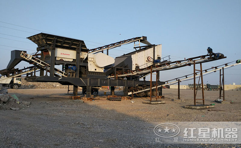 移動碎石機(jī)生產(chǎn)現(xiàn)場 移動碎石機(jī)生產(chǎn)現(xiàn)場