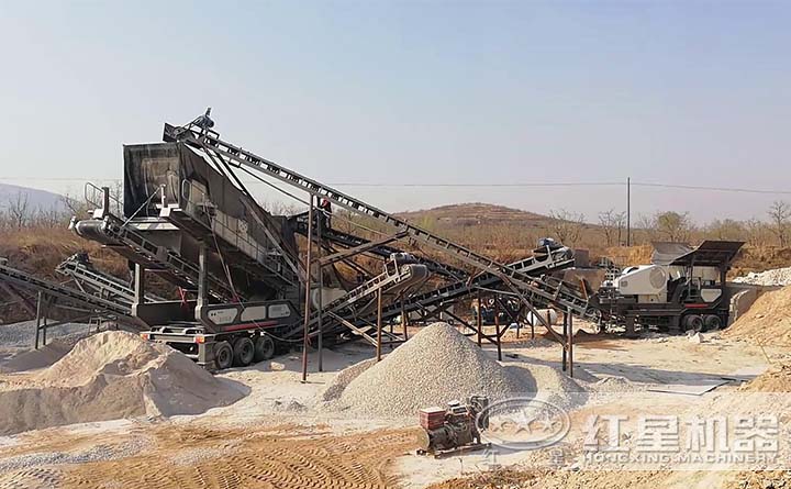 車載碎石機(jī)現(xiàn)場 車載碎石機(jī)現(xiàn)場