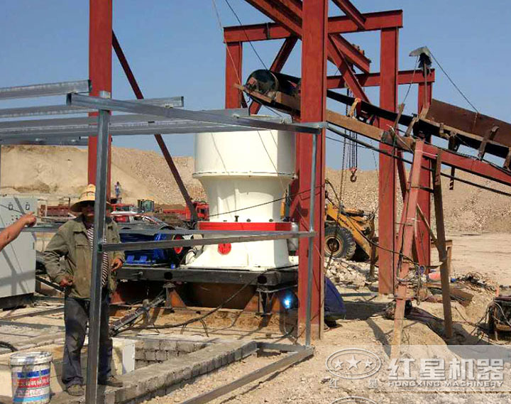 單缸圓錐破現(xiàn)場 單缸圓錐破現(xiàn)場