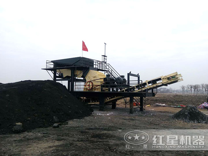 錘式碎石機(jī)生產(chǎn)現(xiàn)場 錘式碎石機(jī)生產(chǎn)現(xiàn)場