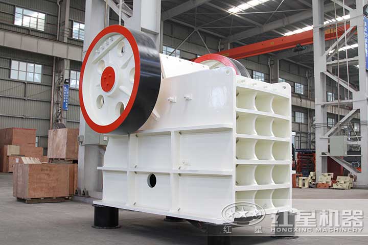 HD德版顎式破碎機(jī) HD德版顎式破碎機(jī)