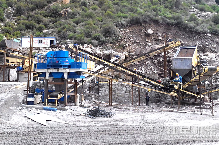 時產(chǎn)150噸青石破碎生產(chǎn)線 時產(chǎn)150噸青石破碎生產(chǎn)線