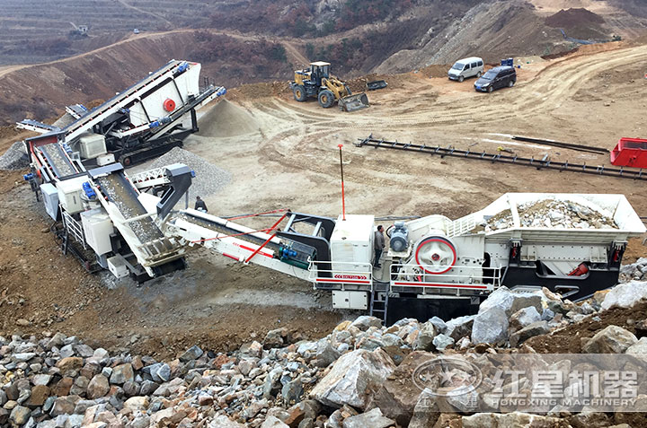 時產(chǎn)500的移動石子破碎機生產(chǎn)現(xiàn)場 時產(chǎn)500的移動石子破碎機生產(chǎn)現(xiàn)場