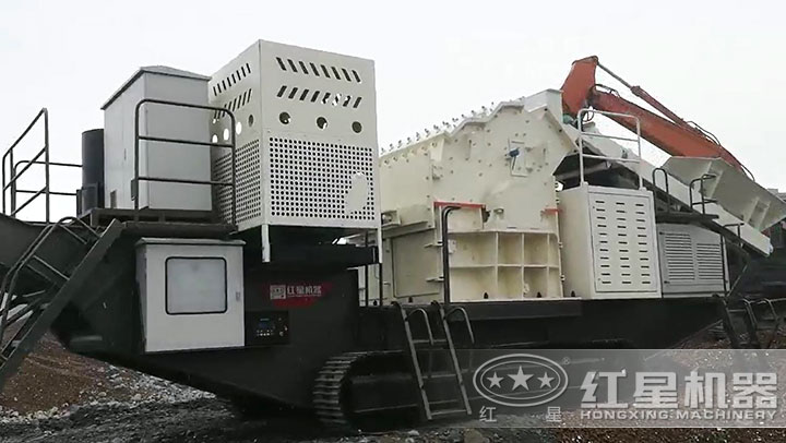 移動式破碎站現(xiàn)場 移動式破碎站現(xiàn)場