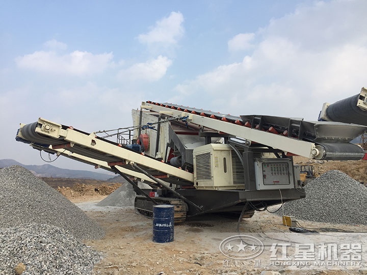 移動石頭加工設(shè)備現(xiàn)場 移動石頭加工設(shè)備現(xiàn)場