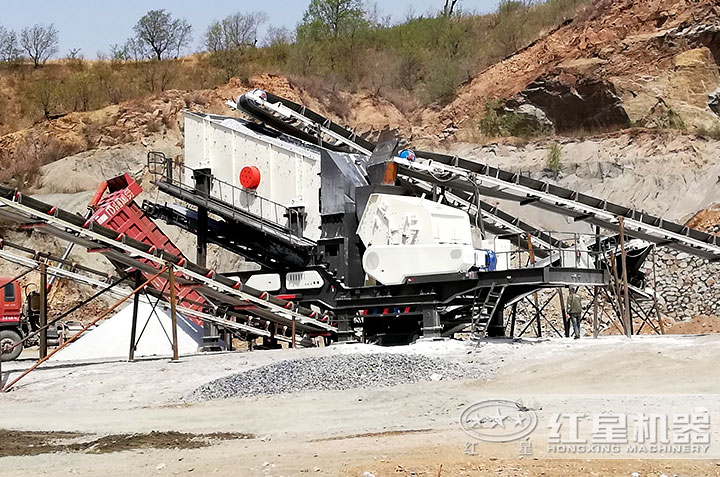 移動制砂機作業(yè)現(xiàn)場 移動制砂機作業(yè)現(xiàn)場
