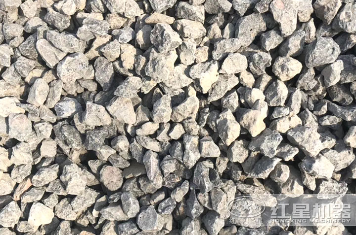 石灰石破碎機作業(yè)現(xiàn)場 石灰石破碎機作業(yè)現(xiàn)場