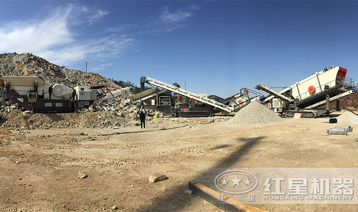 移動式破碎機作業(yè)現(xiàn)場 移動式破碎機作業(yè)現(xiàn)場