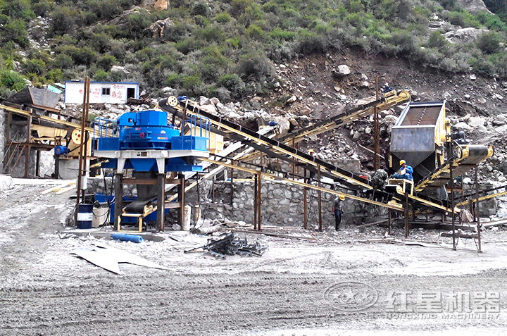 vsi制砂機(jī)用戶生產(chǎn)現(xiàn)場，多個現(xiàn)場提供就近參觀