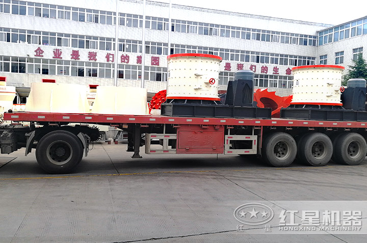 玻璃粉碎設(shè)備廠家發(fā)貨現(xiàn)場，快速投產(chǎn)用戶生產(chǎn)現(xiàn)場