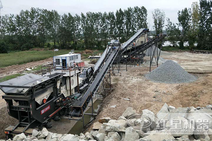 移動式石料破碎生產(chǎn)線 移動式石料破碎生產(chǎn)線