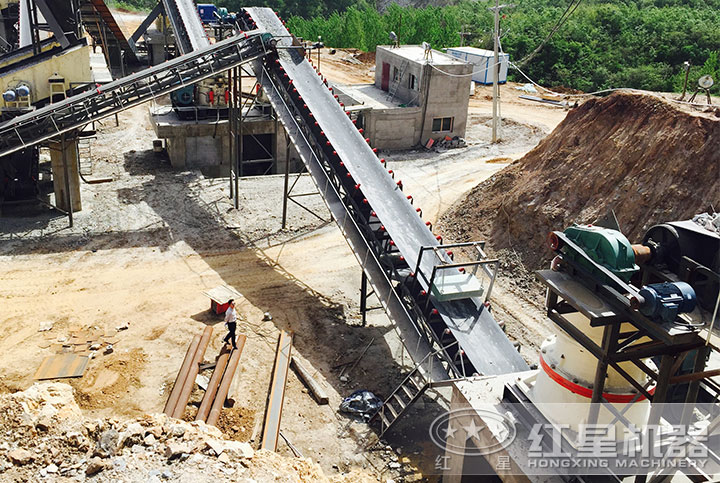 玄武巖粉碎現(xiàn)場 玄武巖粉碎現(xiàn)場