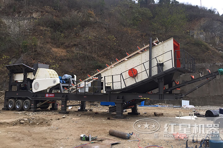 可移動(dòng)式碎石機(jī)作業(yè)現(xiàn)場 可移動(dòng)式碎石機(jī)作業(yè)現(xiàn)場