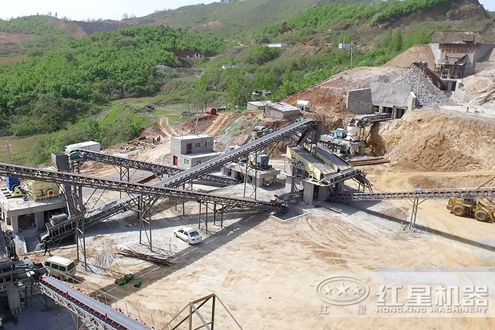 時產(chǎn)200石子破碎機(jī)生產(chǎn)現(xiàn)場，可就近安排參觀