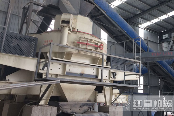VSI制砂機(jī)作業(yè)現(xiàn)場(chǎng) VSI制砂機(jī)作業(yè)現(xiàn)場(chǎng)