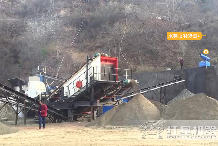 車載移動(dòng)石子粉碎機(jī)生產(chǎn)現(xiàn)場(chǎng) 車載移動(dòng)石子粉碎機(jī)生產(chǎn)現(xiàn)場(chǎng)