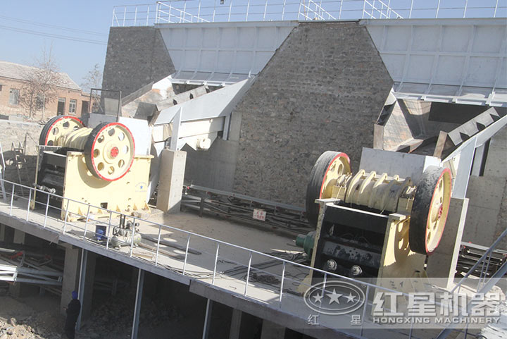 顎式破碎機 顎式破碎機