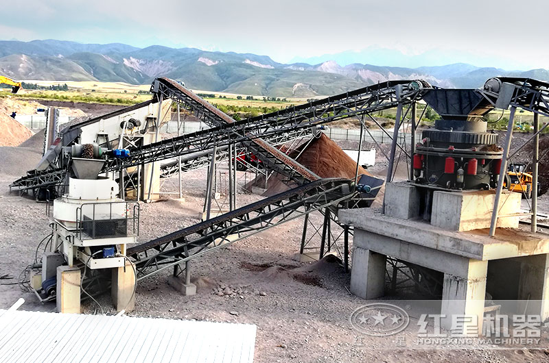 人工碎沙現(xiàn)場 人工碎沙現(xiàn)場