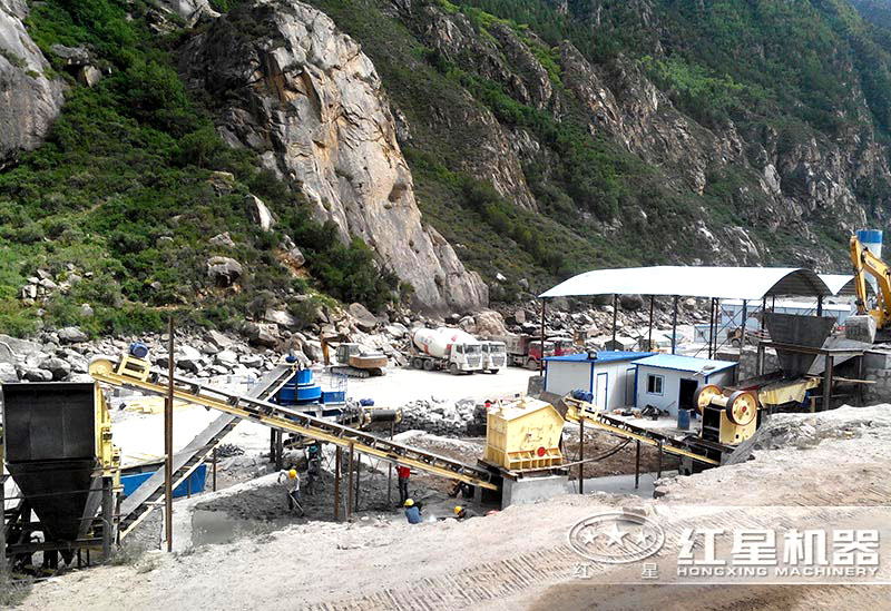 大型打沙場現場 大型打沙場現場