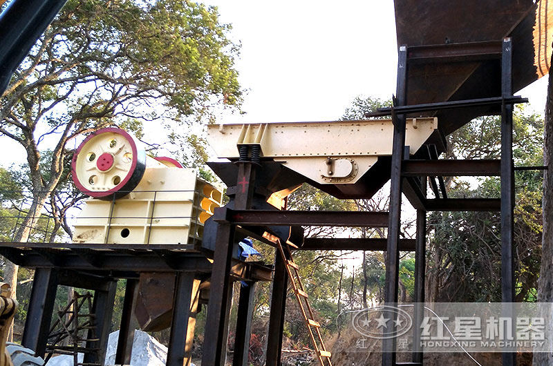 粗碎設(shè)備:鄂破 粗碎設(shè)備:鄂破