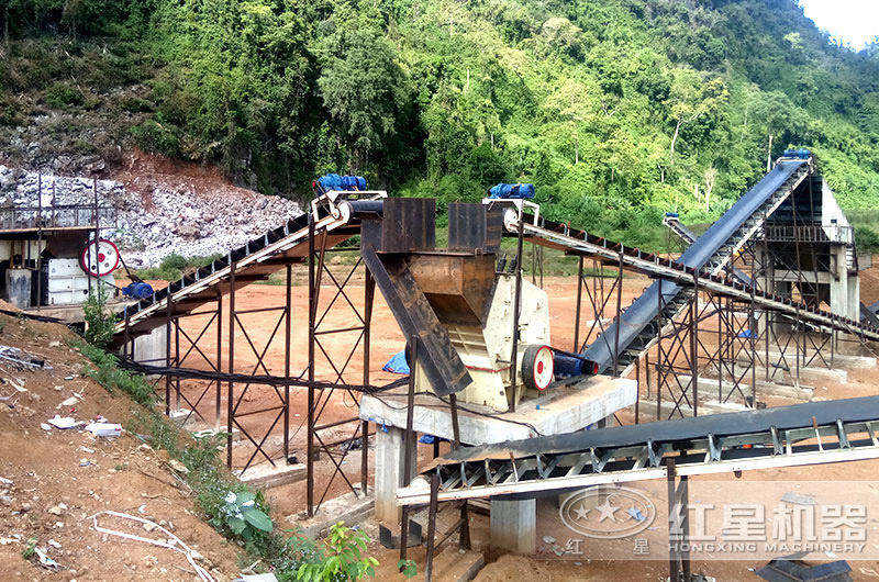 大型石頭粉碎機(jī)是生產(chǎn)線常用設(shè)備 大型石頭粉碎機(jī)是生產(chǎn)線常用設(shè)備