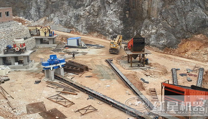 制砂機(jī)安裝現(xiàn)場 制砂機(jī)安裝現(xiàn)場