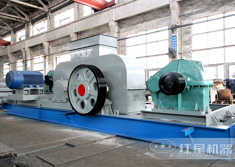 大型規(guī)格的對輥破碎機 大型規(guī)格的對輥破碎機