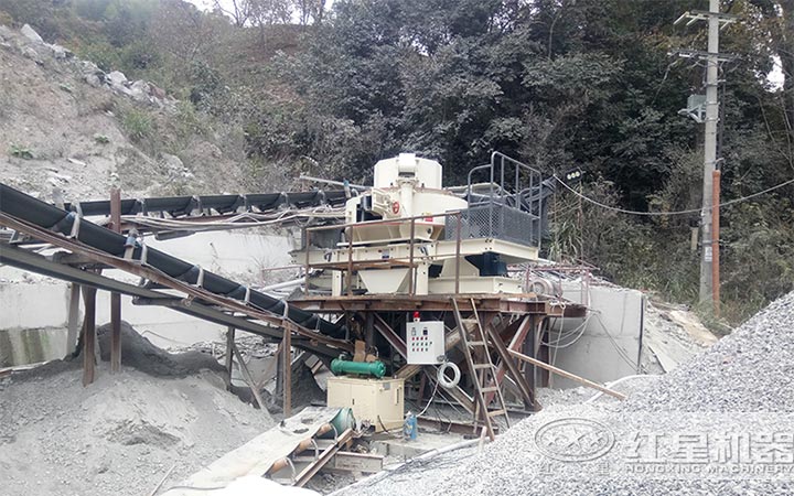 制砂機(jī)運(yùn)行現(xiàn)場 制砂機(jī)運(yùn)行現(xiàn)場