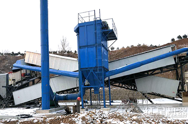 脈沖除塵器現(xiàn)場 脈沖除塵器現(xiàn)場