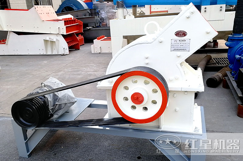 錘式破碎機(jī) 錘式破碎機(jī)