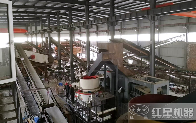 大型造沙生產(chǎn)線現(xiàn)場 大型造沙生產(chǎn)線現(xiàn)場