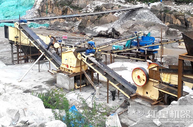 巖石制砂機現(xiàn)場 巖石制砂機現(xiàn)場