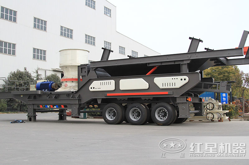 輪胎式移動(dòng)破碎機(jī) 輪胎式移動(dòng)破碎機(jī)